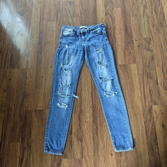 KanCan Super Distressed Skinny Jeans - Sz 25 - Picture 2 of 7